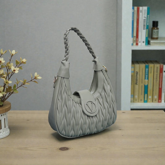 Women trendy handbag